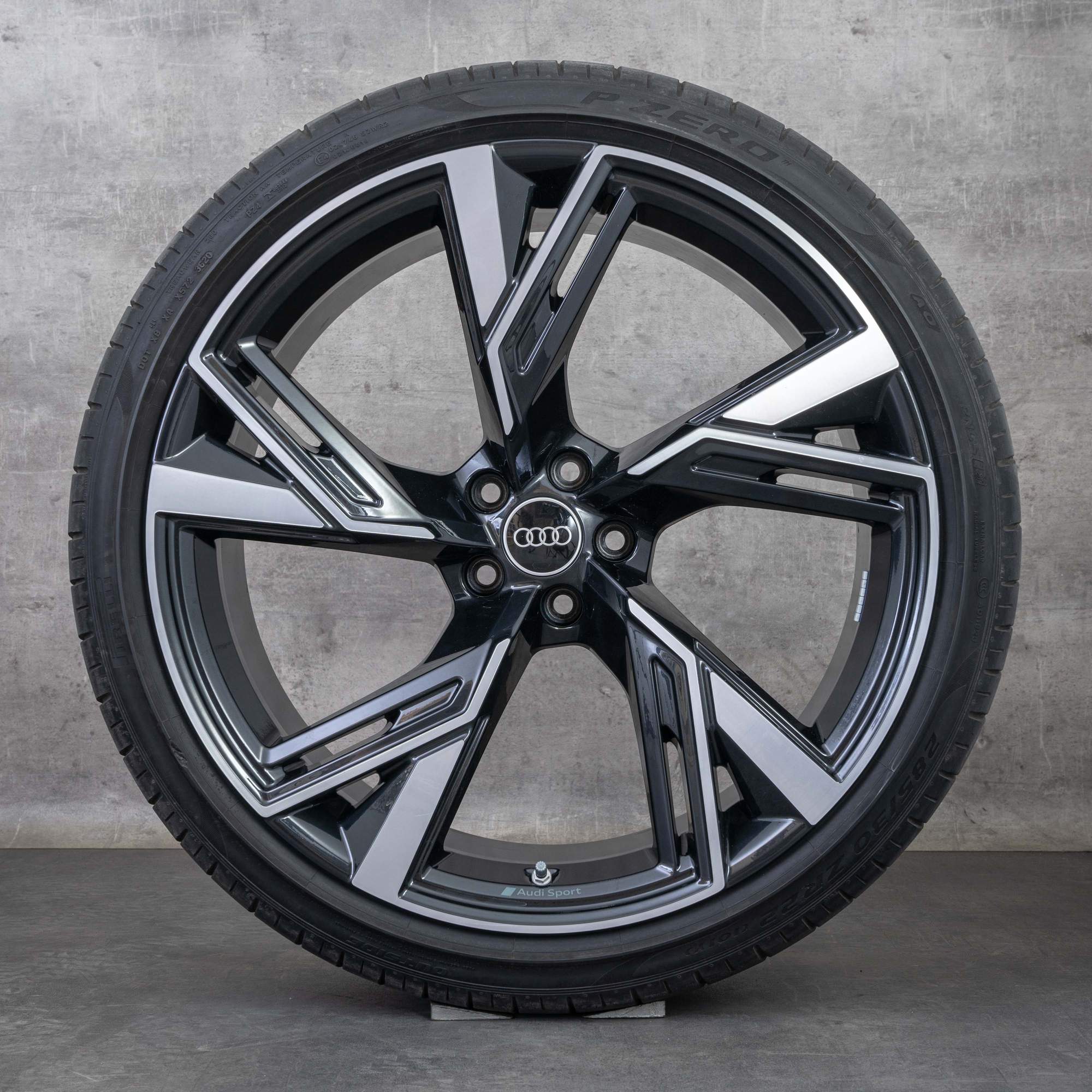 Original Audi RS6 RS7 ráfky na auto 22" 4K C8 F2 letní kola lichoběžník 4K0601025BL granit lesklý soustružený