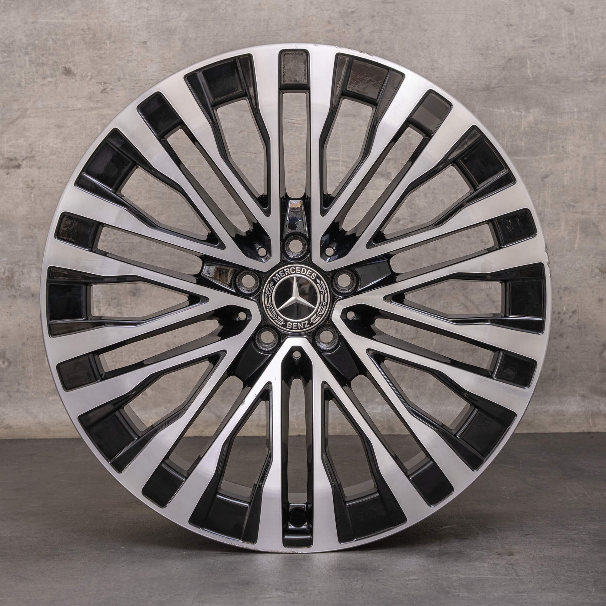 Llanta original Mercedes Benz Clase S 20 pulgadas W223 V223 X223 A2234013700 negra brillante torneada