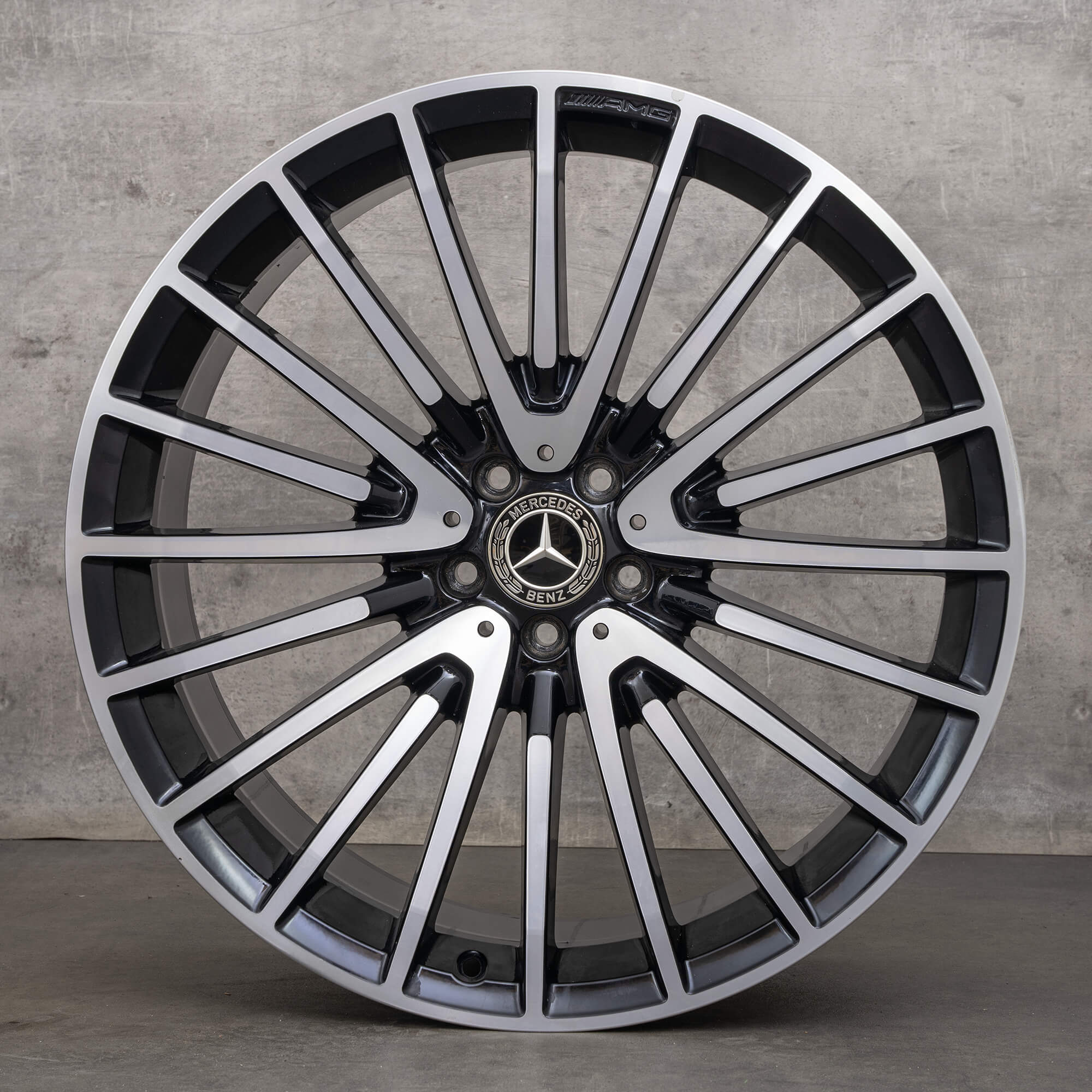 Alkuperäiset Mercedes Benz GLS 63 AMG vanteet 22 tuuman X166 kesäpyörät A1664013300 musta kiillotettu