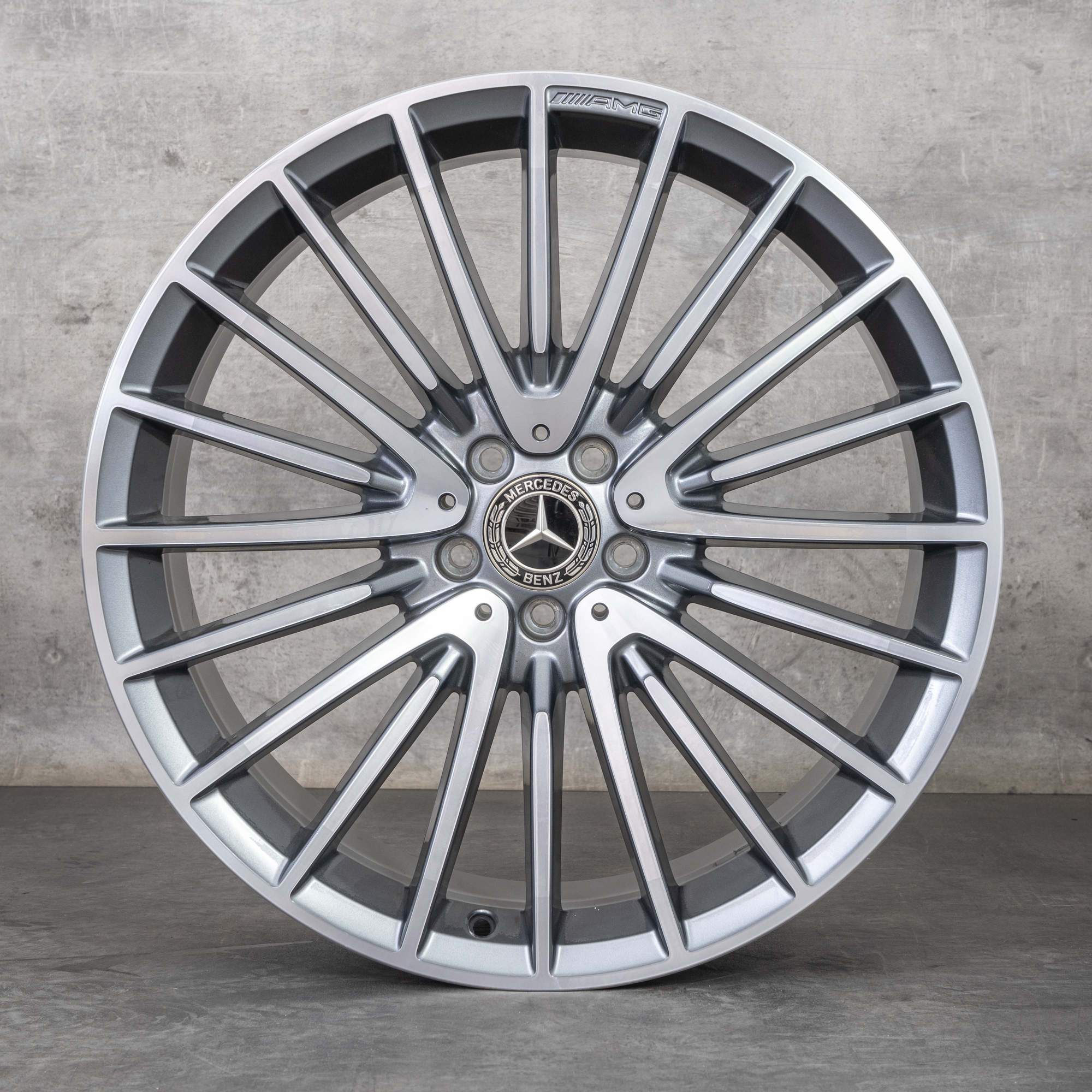 Alkuperäiset Mercedes Benz S-sarja AMG vanteet 21 tuuman W223 X223 A2234011700 A2234011800 himalaya harmaa.