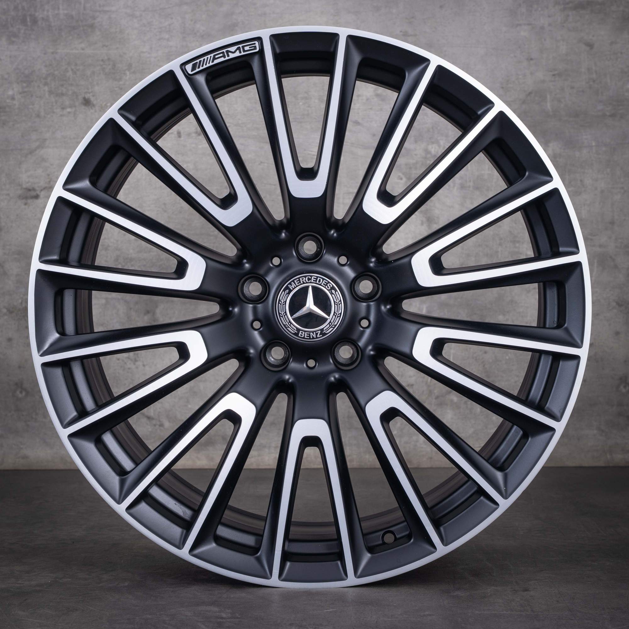 OEM Mercedes-Benz G-Class G 63 AMG winter wheels 22inch W465 W463A rims A4654011000 matte black diamond cut