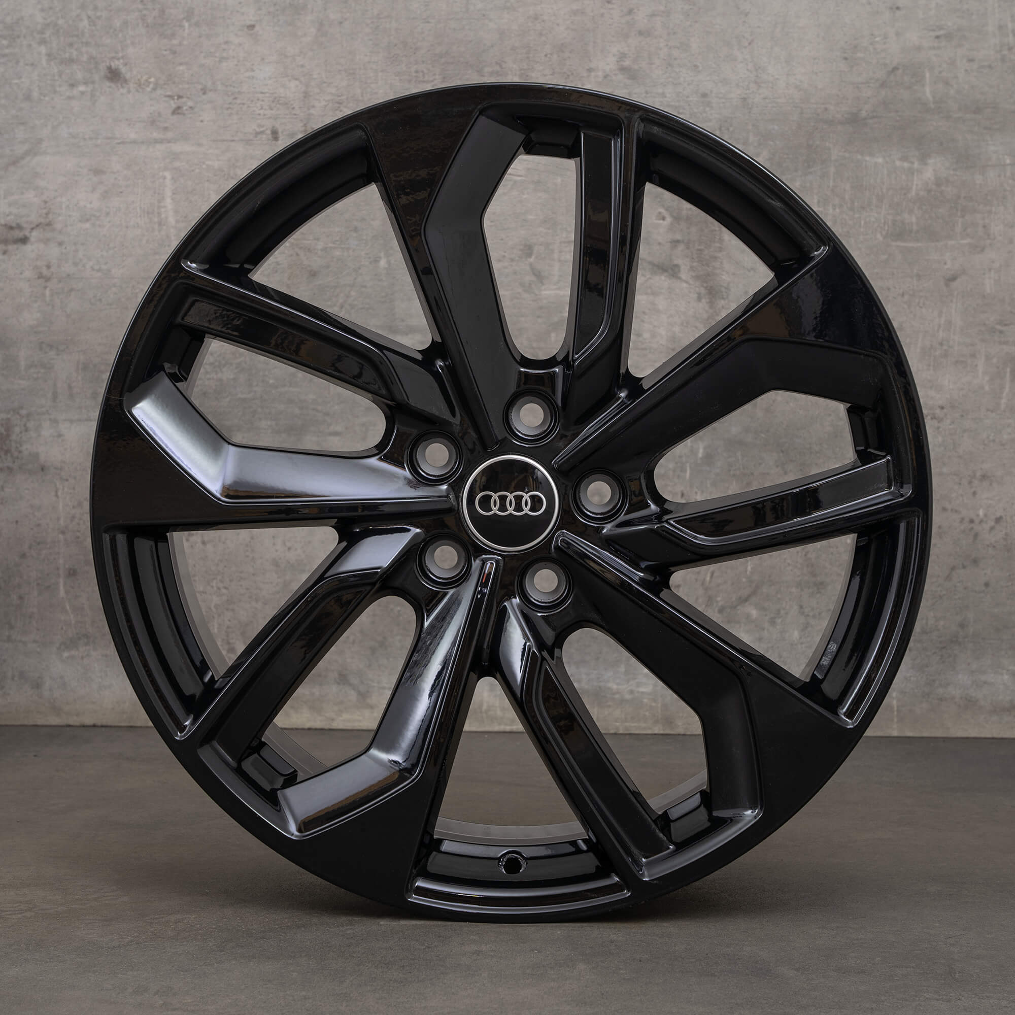 Audi A3 S3 8Y 19 palcové ráfky 8 x 19 ET49 hliníkové 8Y0601025S černá