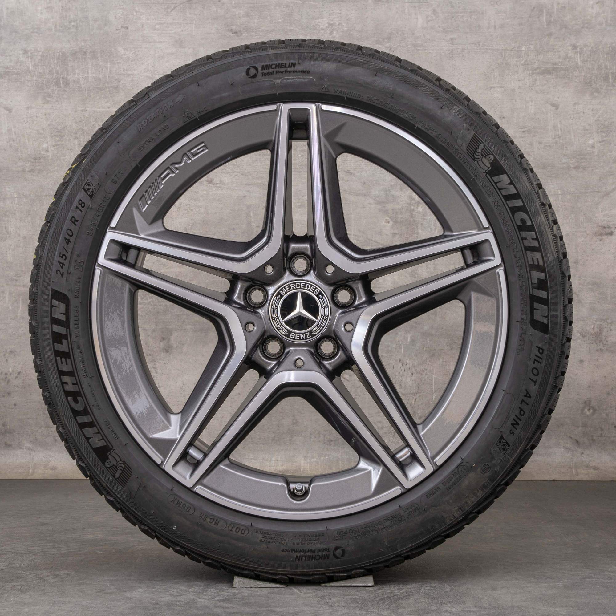 Oryginalne koła zimowe Mercedes Benz AMG C43 18 cali 205 Felgi A2054019900 A2054019600 himalaya szary Polerowane