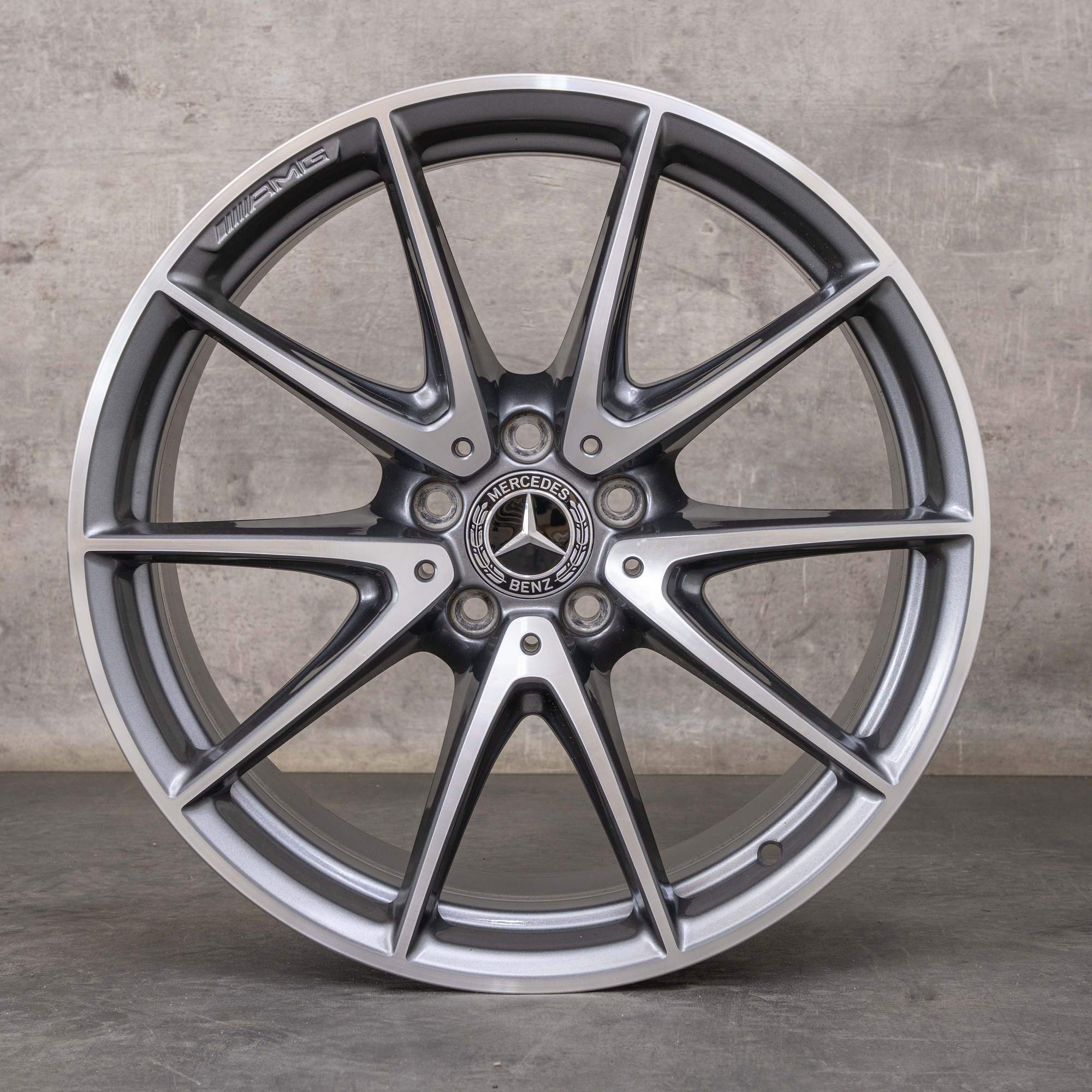 Alkuperäiset Mercedes Benz E-sarja E63 & S AMG vanteet 19 tuuman W213 S213 A2134012600 A2134014600 himalaya harmaa kiillotettu