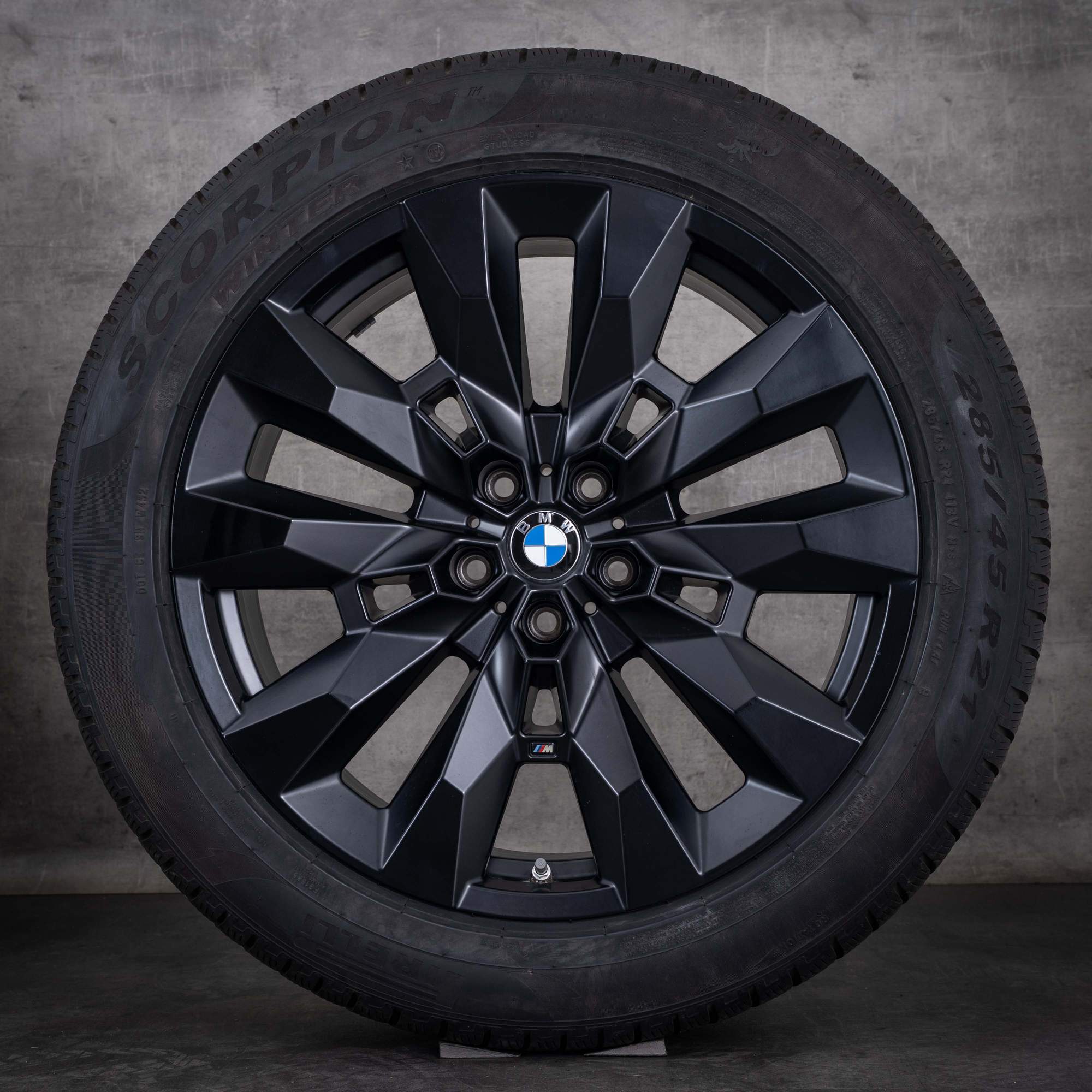 Originele BMW XM winterbanden op velg 21 inch G09 velgen Styling 917 M 5A6DE91 matzwart