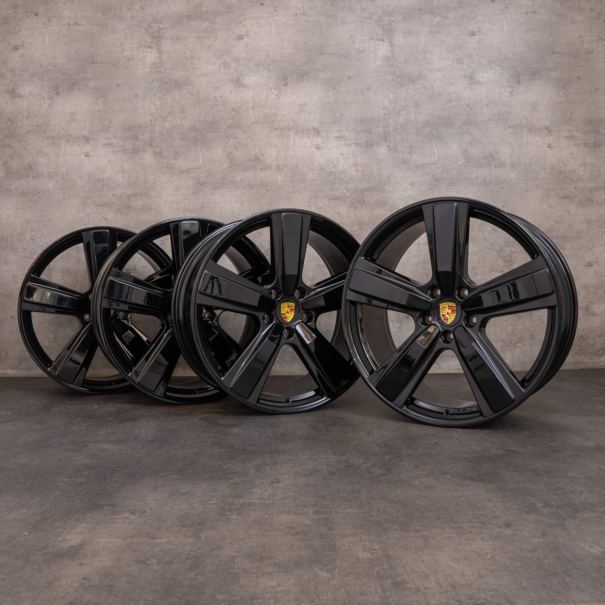 Original Porsche Cayenne 9YA II Felgen 22 Zoll 9Y0601025EA 9Y0601025EB schwarz glanz