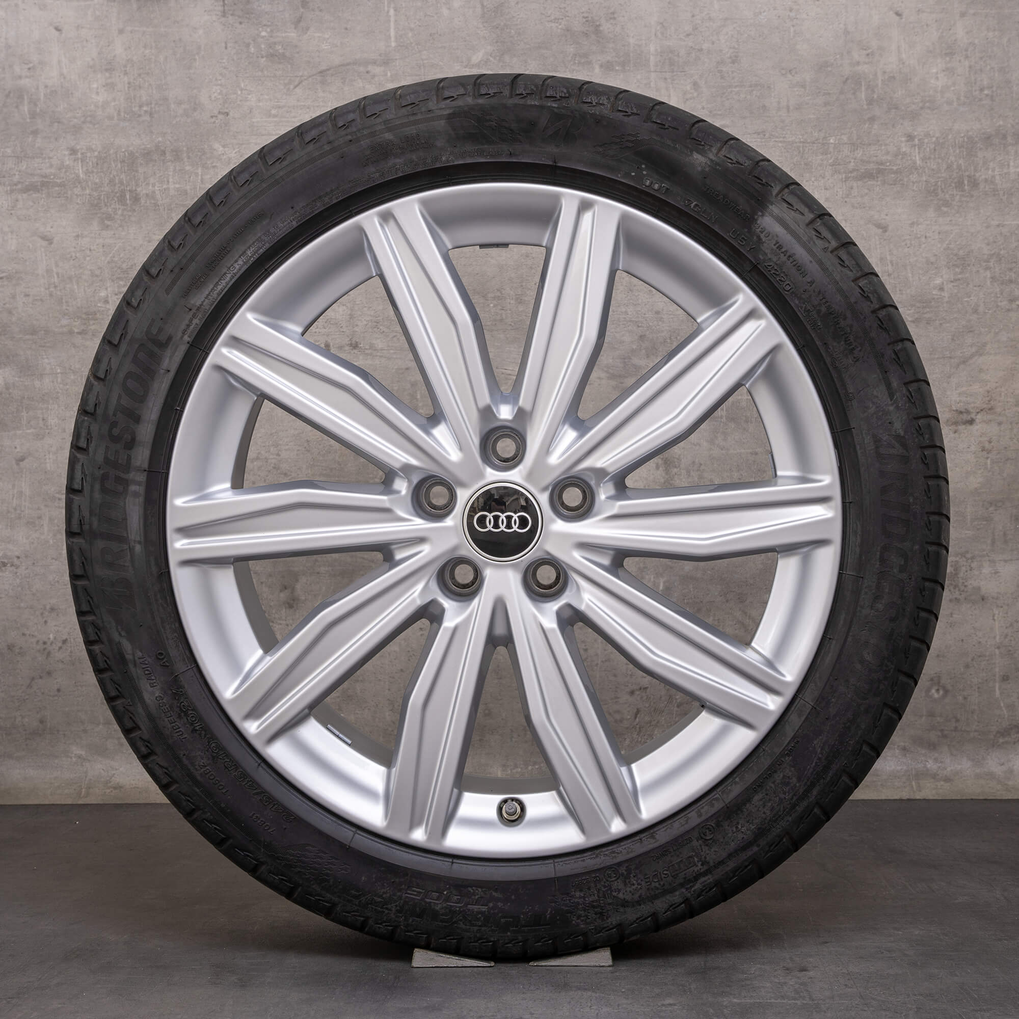 Original Audi A6 S6 jante vară 19 inch 4K C8 4K0601025DS argintiu