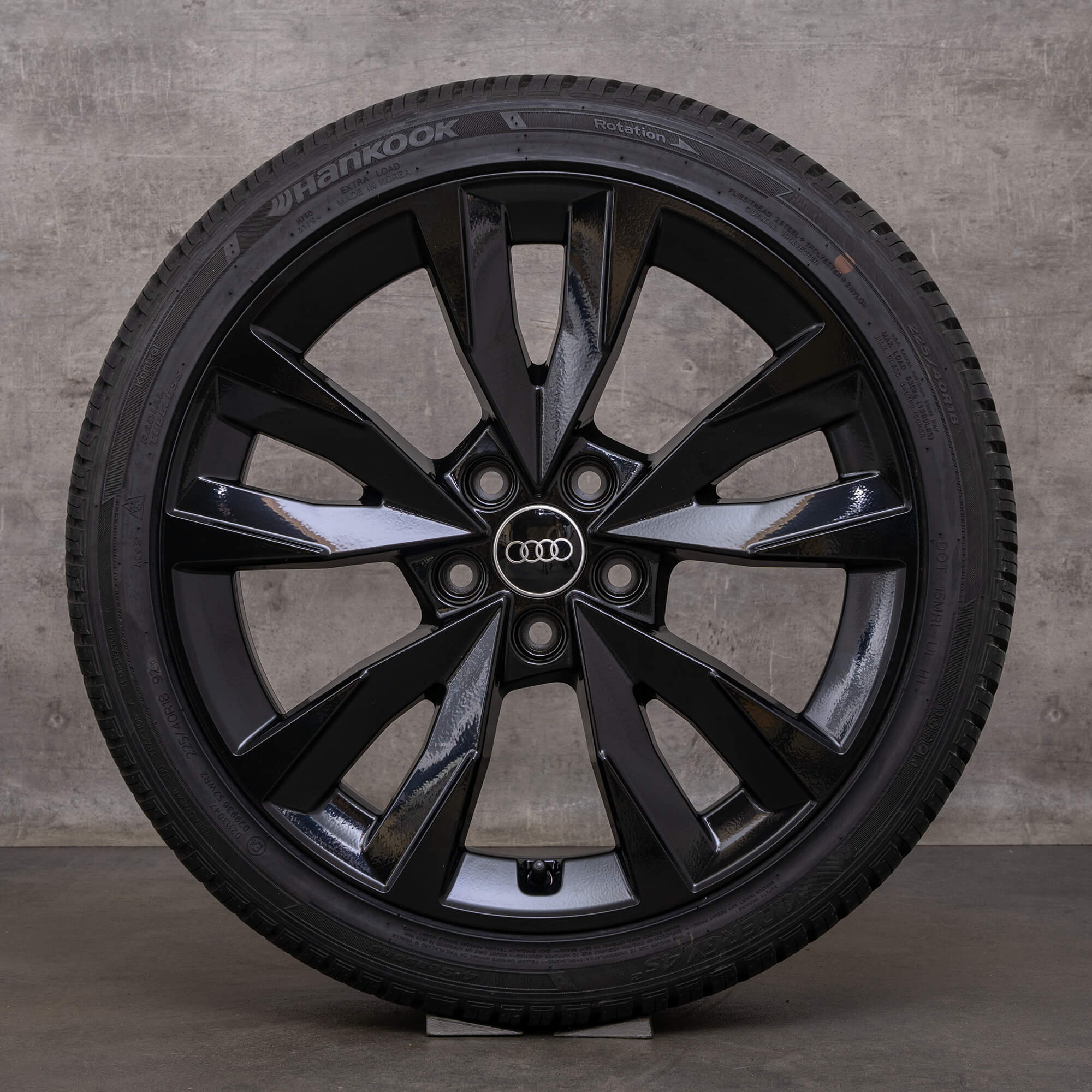 Originele Audi A3 S3 velgen 18 inch 8Y all-weather banden 8Y0071498 Acumen zwart satijn afwerking