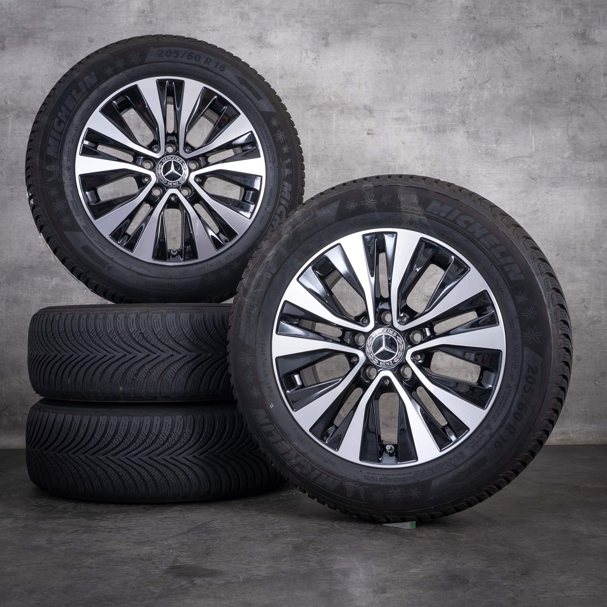 Original Mercedes Benz A B Klasse CLA Winterräder 16 Zoll W177 V177 W247 X118 C118 Felgen A1774010000 schwarz glanzgedreht