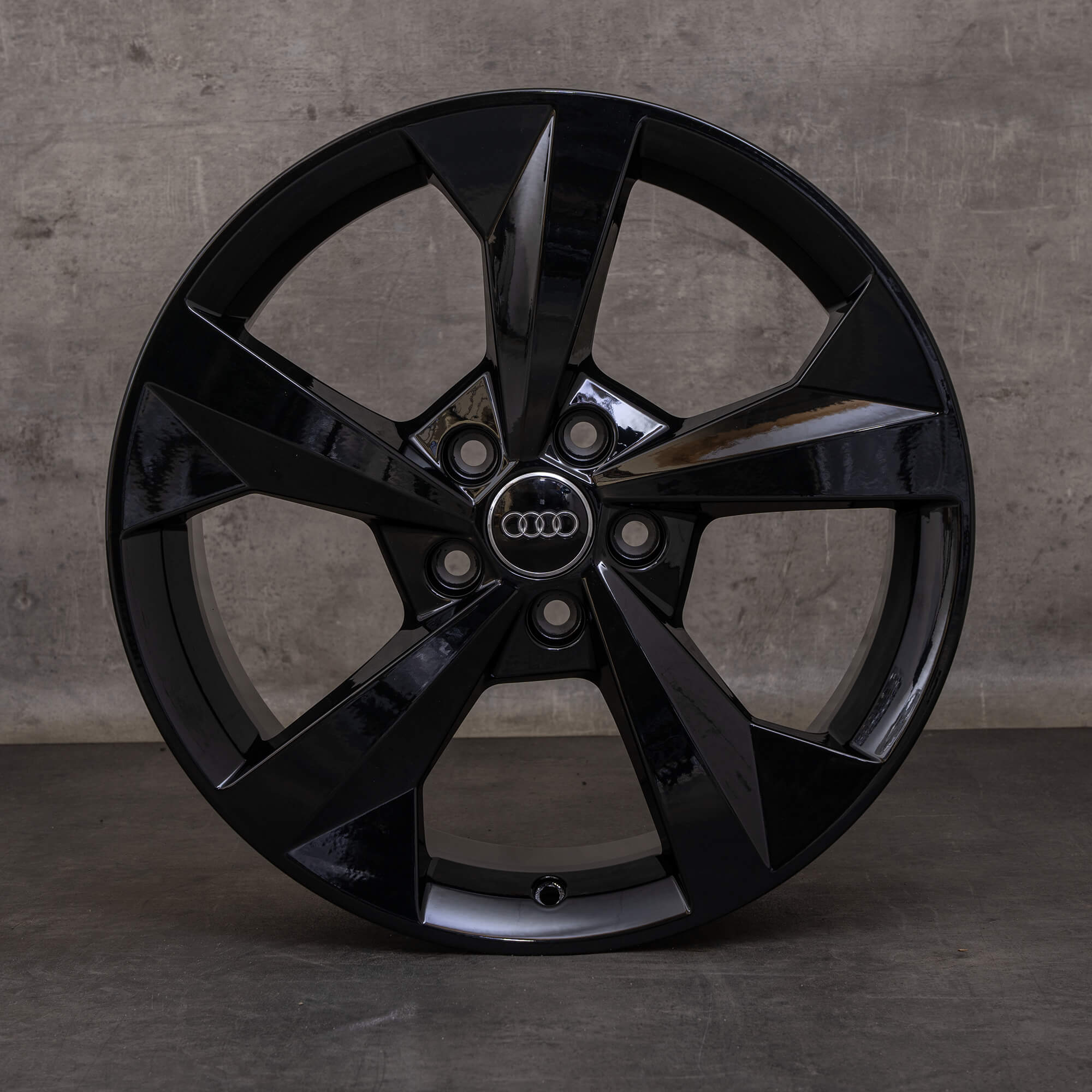 OEM Audi A3 S3 Rims 18 inch 8Y 8Y0601025J black glossy