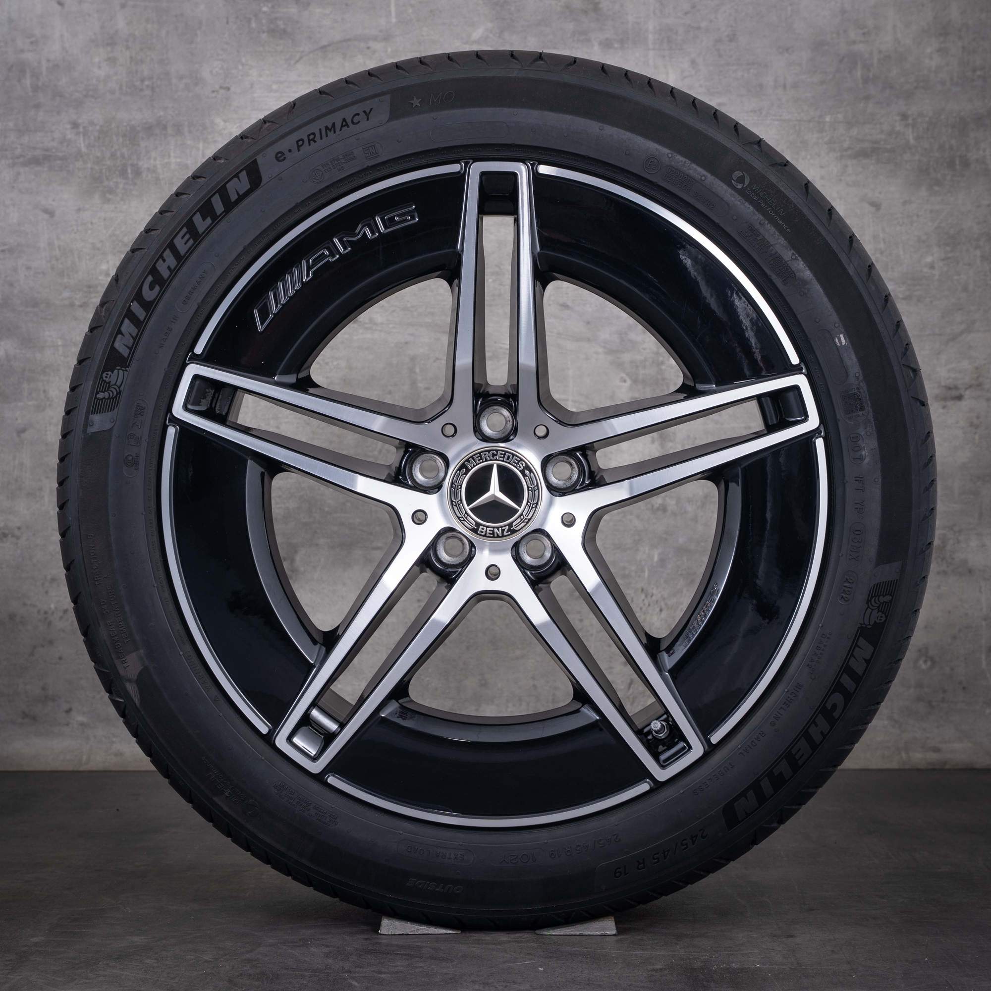 Original Mercedes Benz E-Klasse AMG Winterräder 19 Zoll W214 S214 Felgen A2144010300 A2144010400 schwarz glanzgedreht