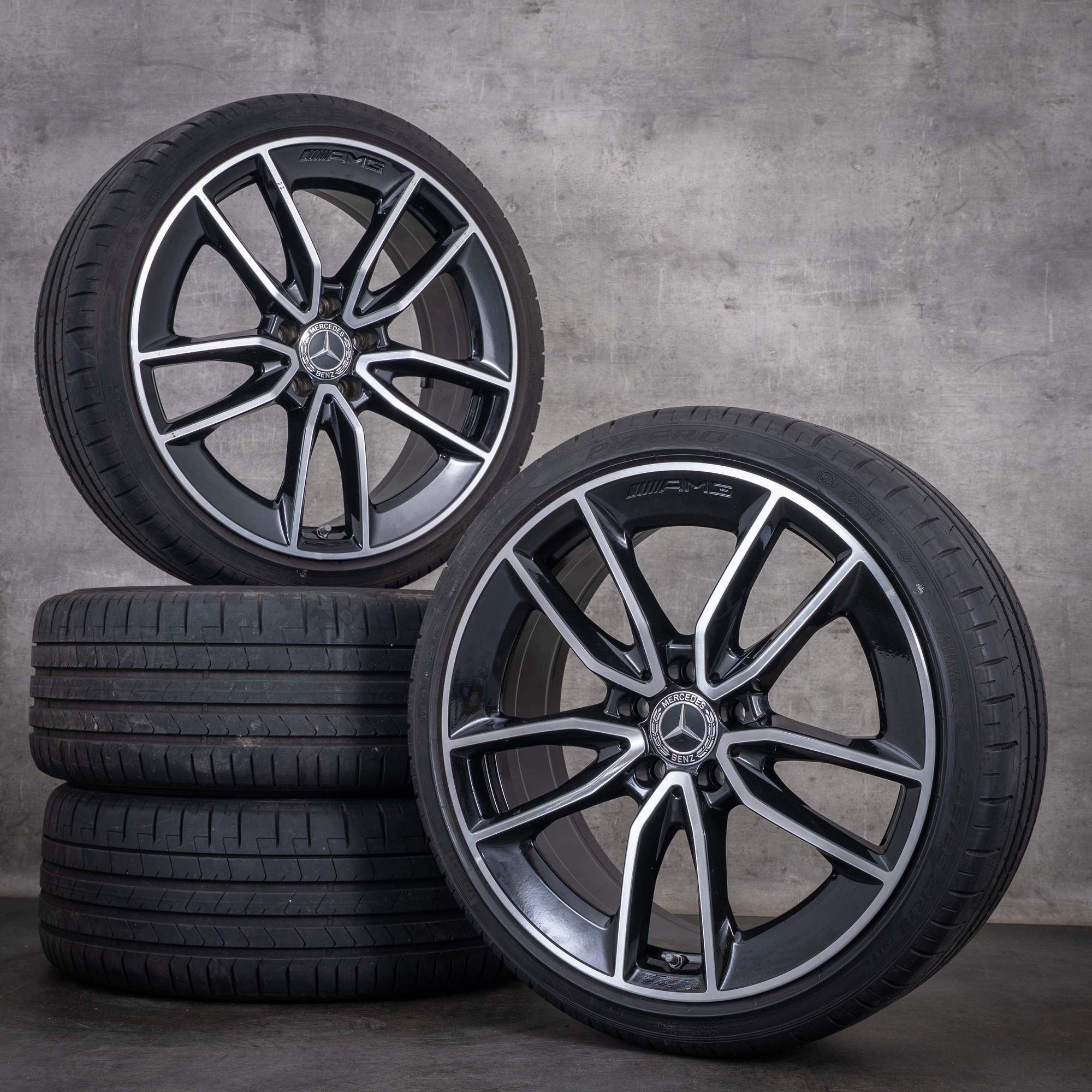 Originální disky Mercedes-Benz Třídy A A 35 AMG 19 palců W177 V177 letní kola A1774012000 černé s diamond cut