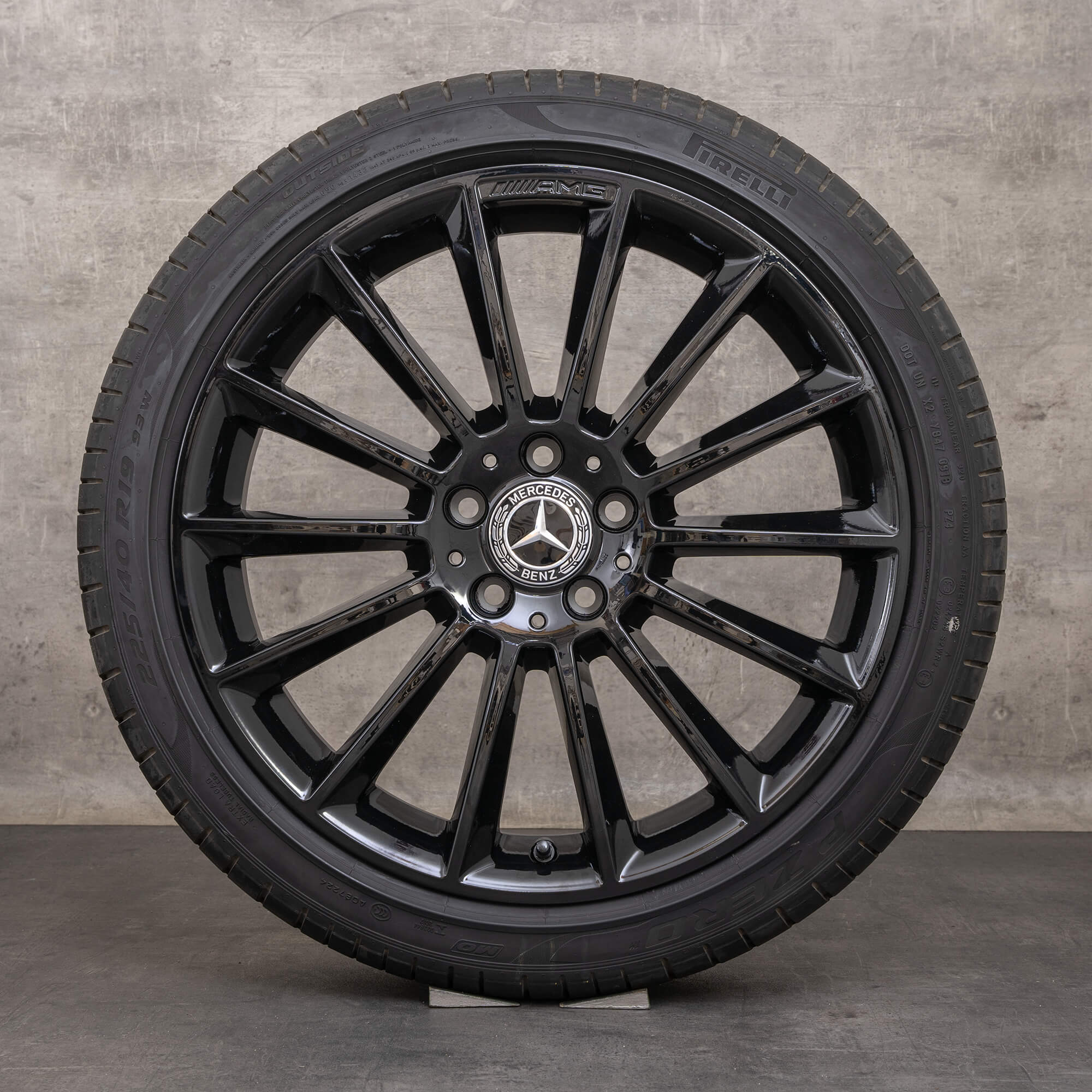 Autentico Mercedes Benz Classe A B CLA cerchi 19 pollici W177 V177 W247 C118 X118 ruote estive A1774011600 nero lucido