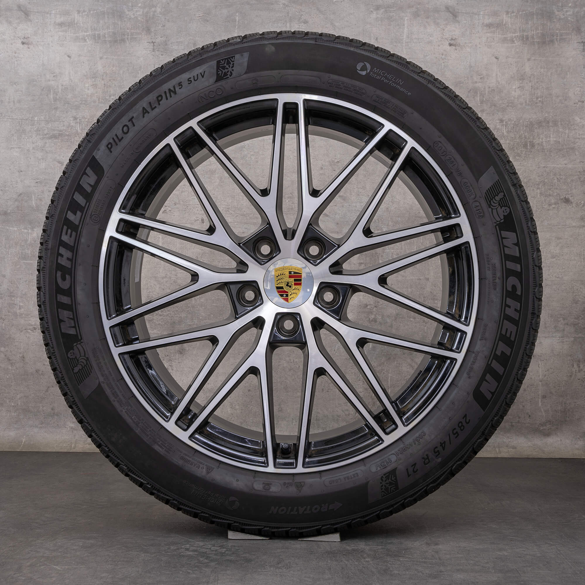 Oryginalne koła zimowe Porsche Cayenne 21 cali 9YA E3 II RS Spyder Felgi 9Y0601025CD 9Y0601025CE czarny mat Polerowane