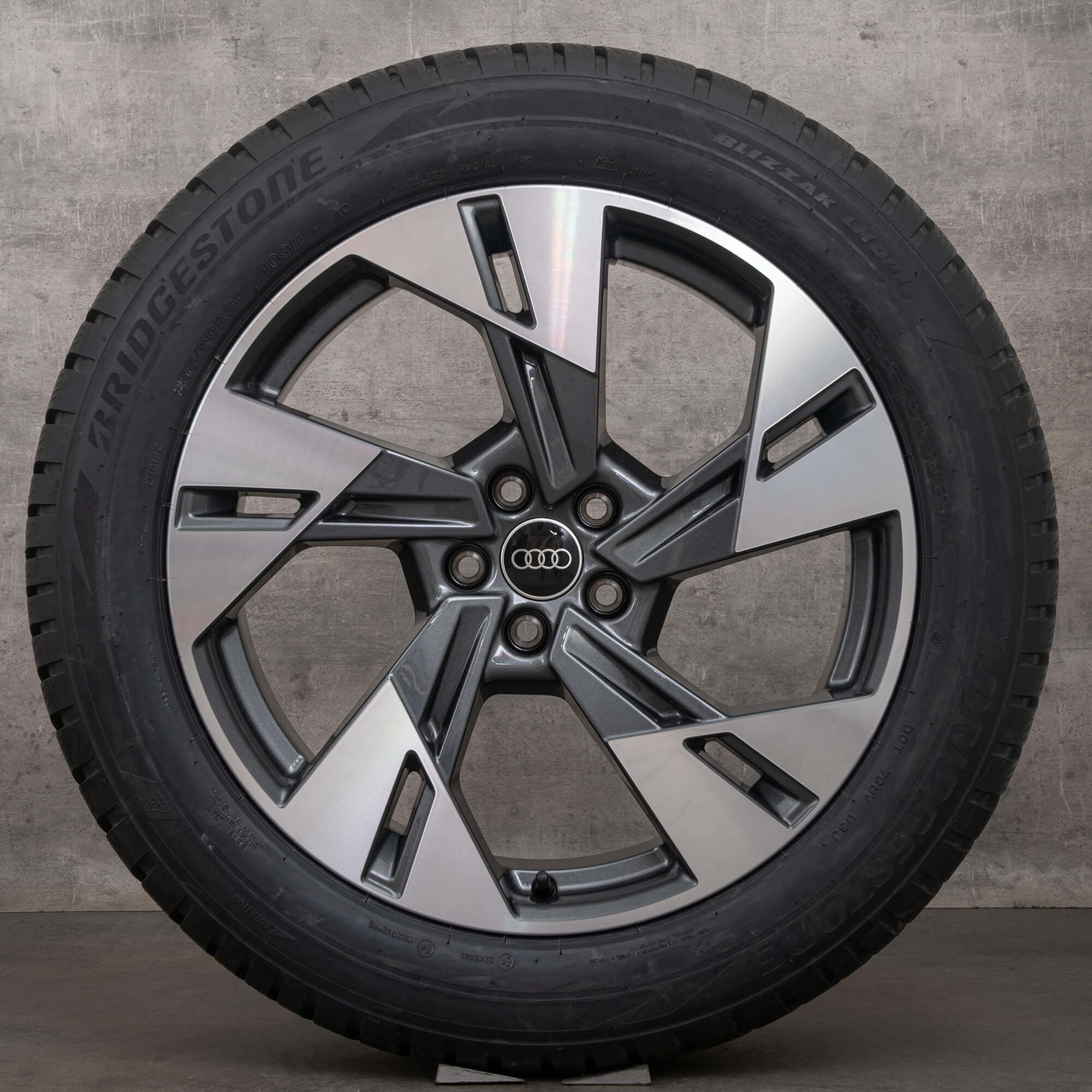Audi e-tron Q8 GE Winterräder 20 Zoll Felgen Winterreifen 4KE601025AA