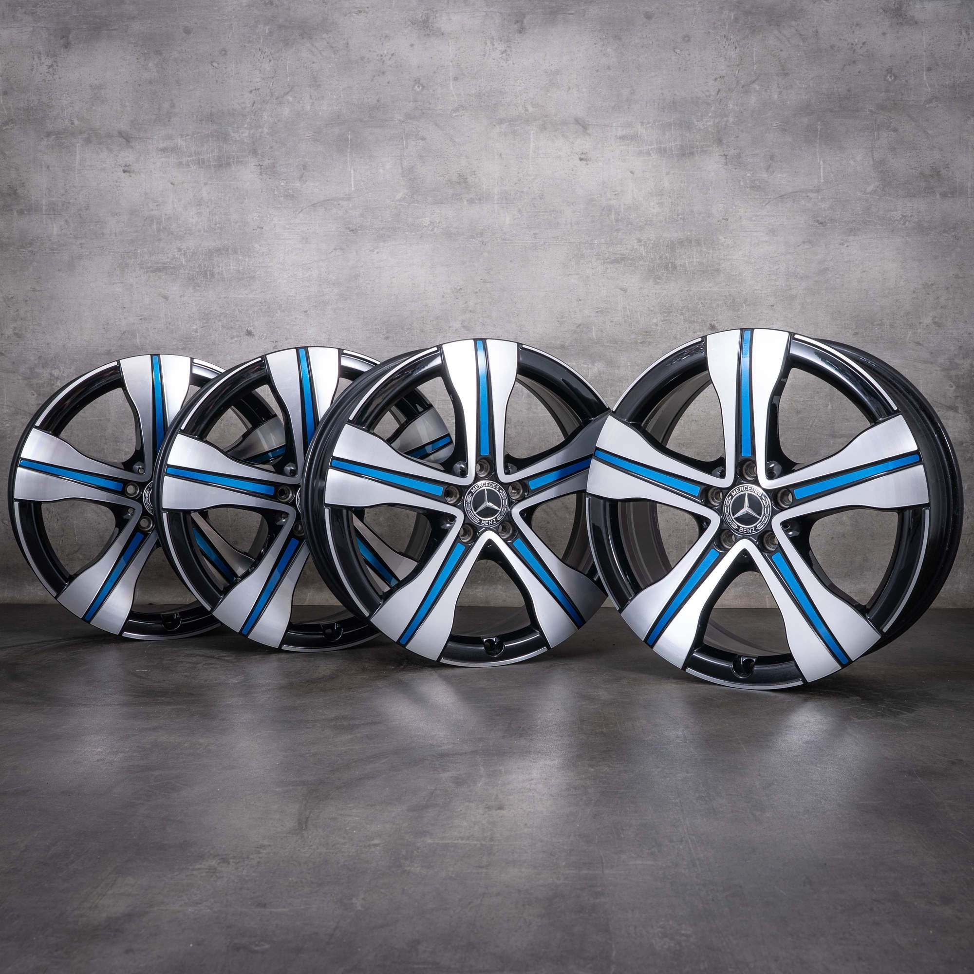 Originální disky Mercedes-Benz EQA EQB 19 palců H243 X243 A2434011500 černé, modré, s diamond cut