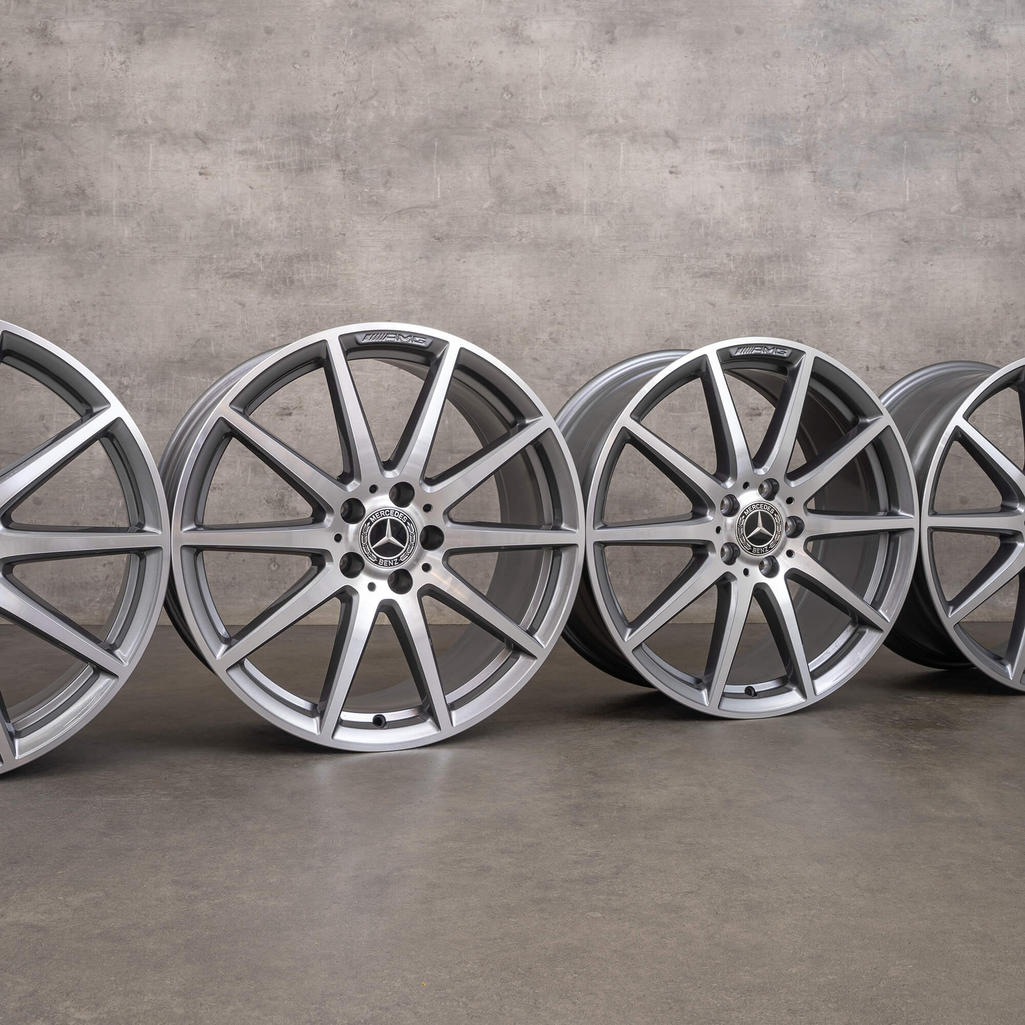 Originele Mercedes Benz C-Klasse AMG C63 S E Performance velgen 19 inch W206 S206 A2064016900 A2064012800 himalayagrijs glanzend gedraaid NIEUW