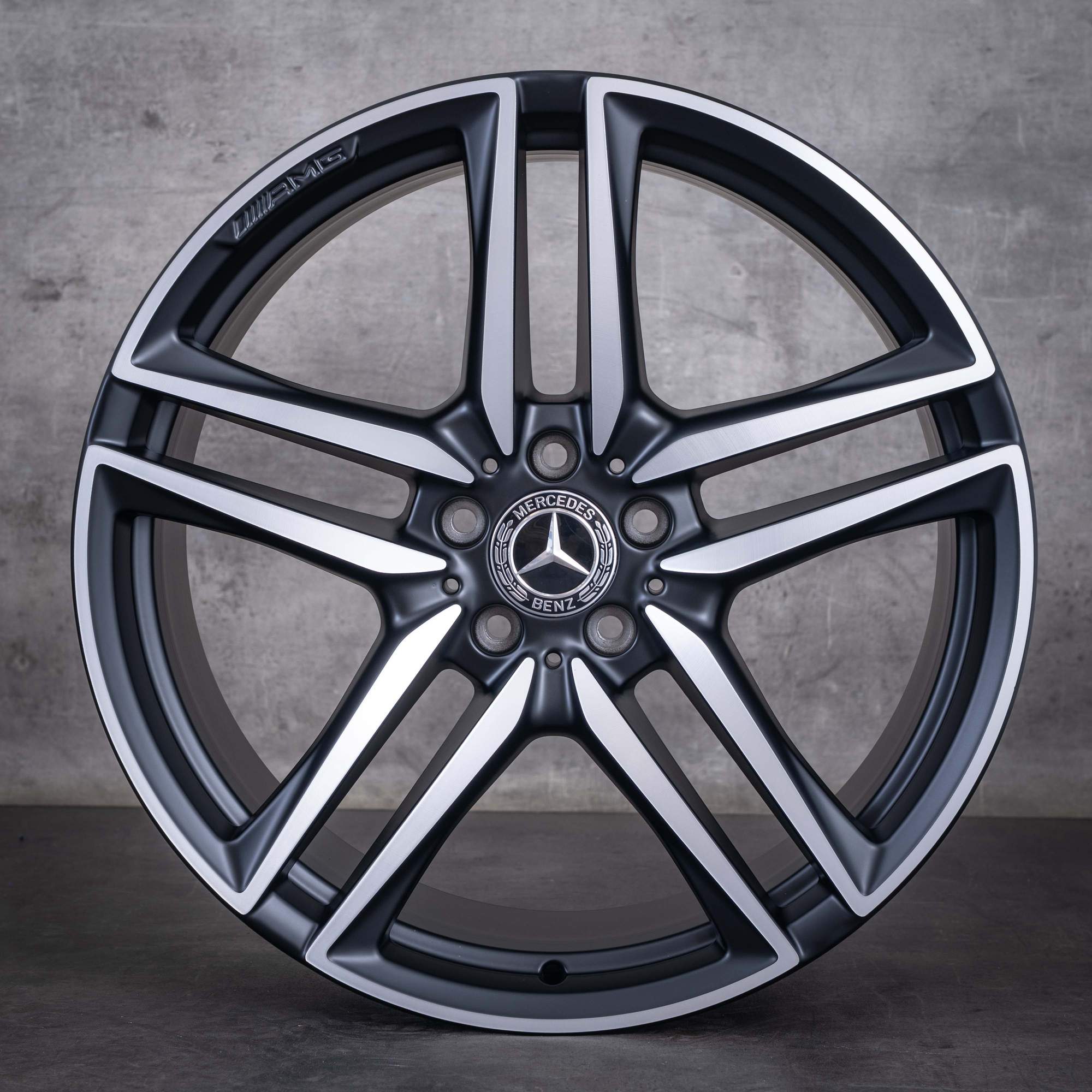 OEM Mercedes-Benz E-Class E63 S AMG winter wheels 20inch W213 S213 rims A2134012800 A2134012900 matte black diamond cut front NEW