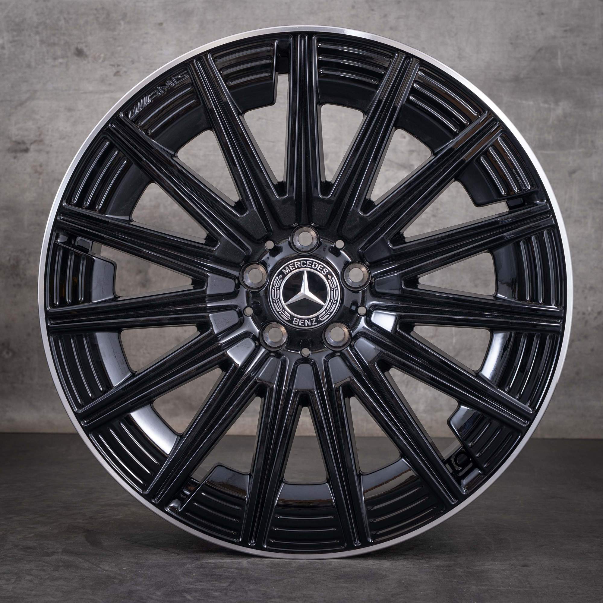 Alkuperäiset Mercedes-Benz GLA GLB AMG -vanteet 20 tuumaa H247 X247 A2474015200 mustat diamond cut