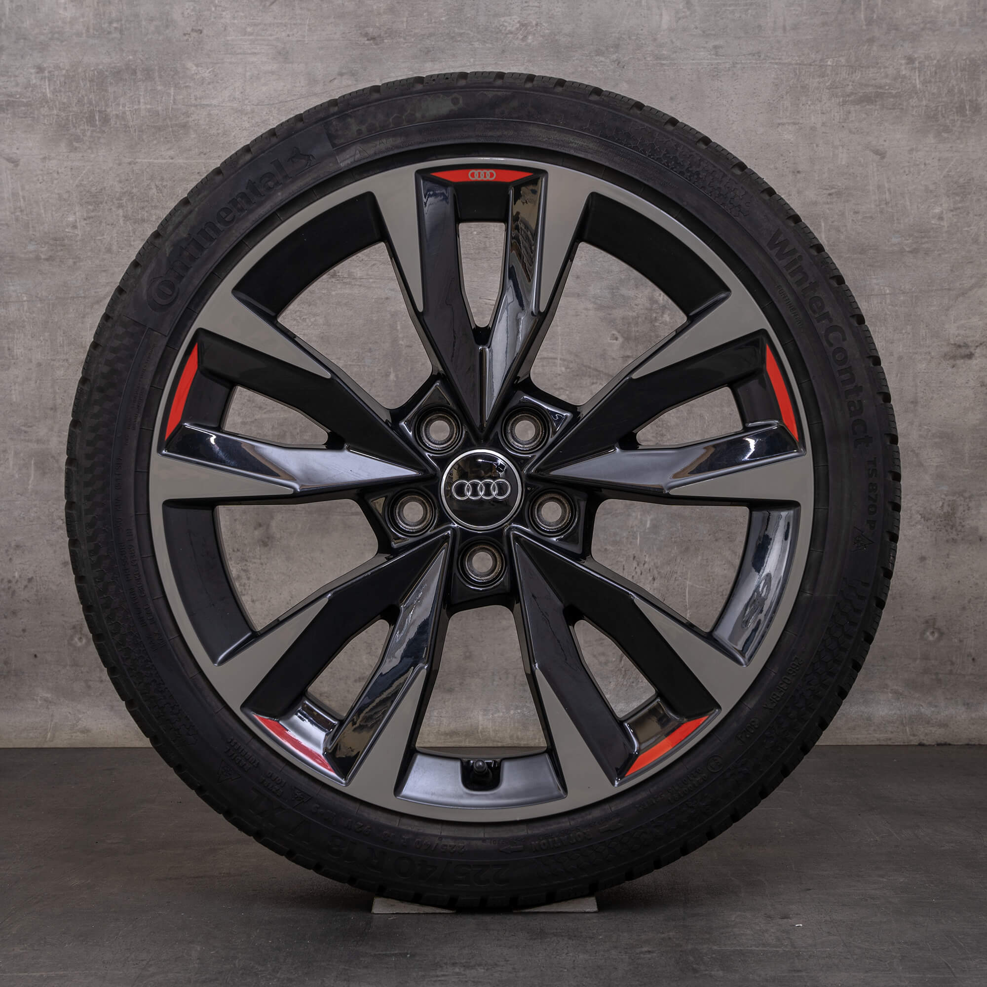 Jantes e pneus inverno originais Audi A3 S3 de 18 polegadas 8Y jantes 8Y0071498 preto cinzento brilhante
