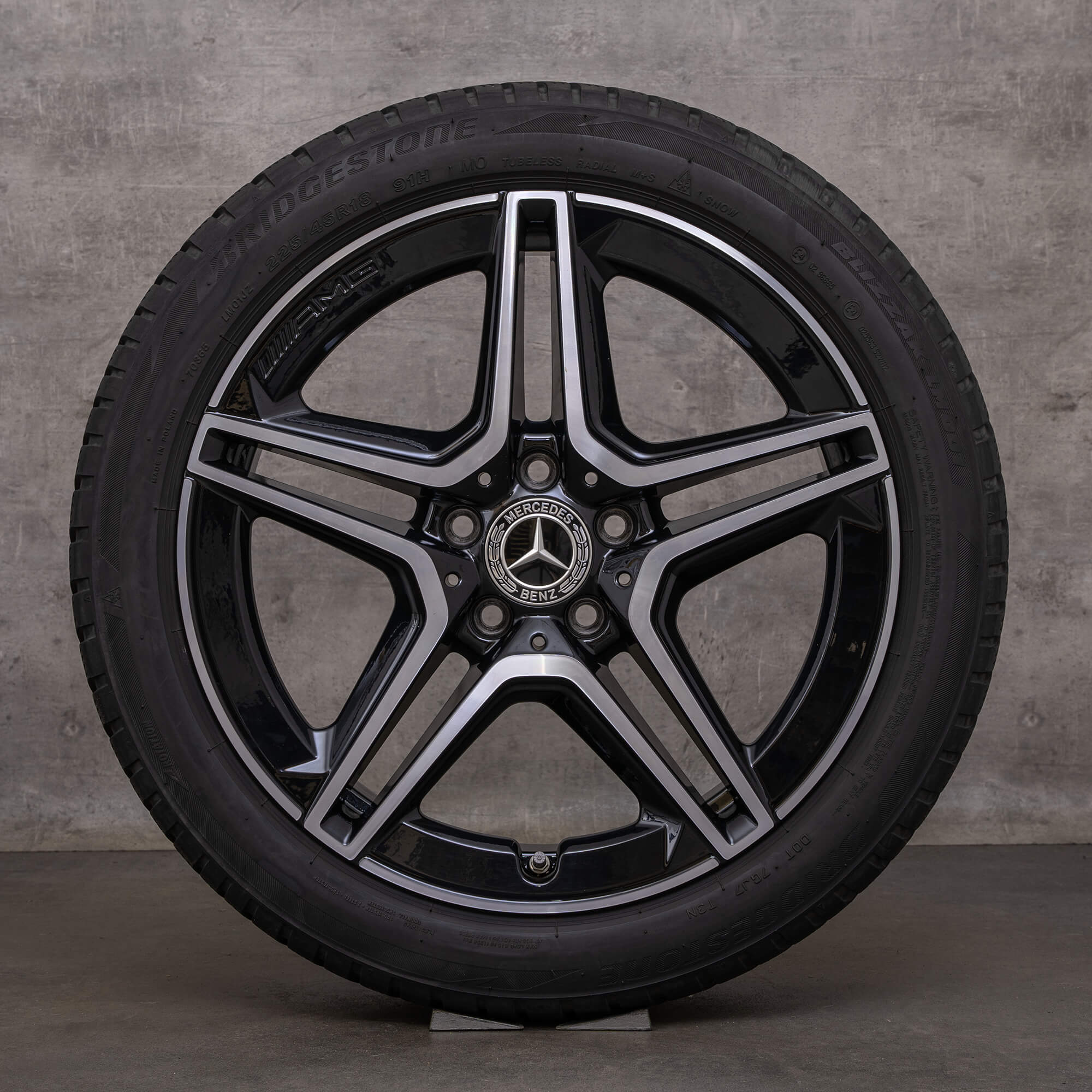 Original AMG Mercedes Benz A B Class CLA roues d'hiver complètes 18 pouces W177 V177 W247 X118 C118 jantes A1774011500 noir brillant