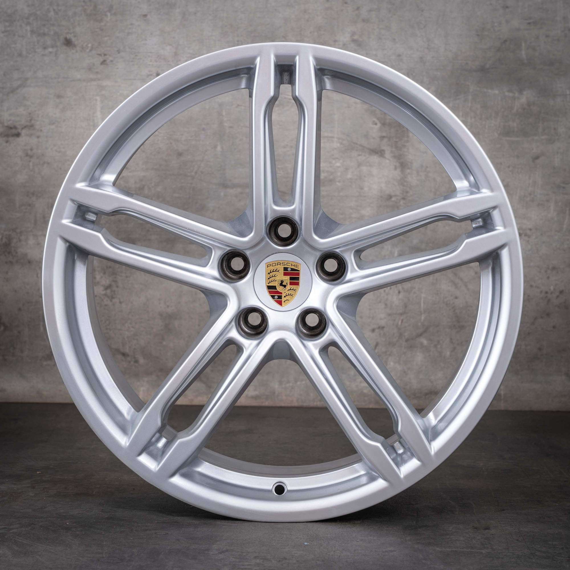 Original Porsche Macan II III Felgen 19 Zoll 95B601025DE 95B601025DQ silber glanz