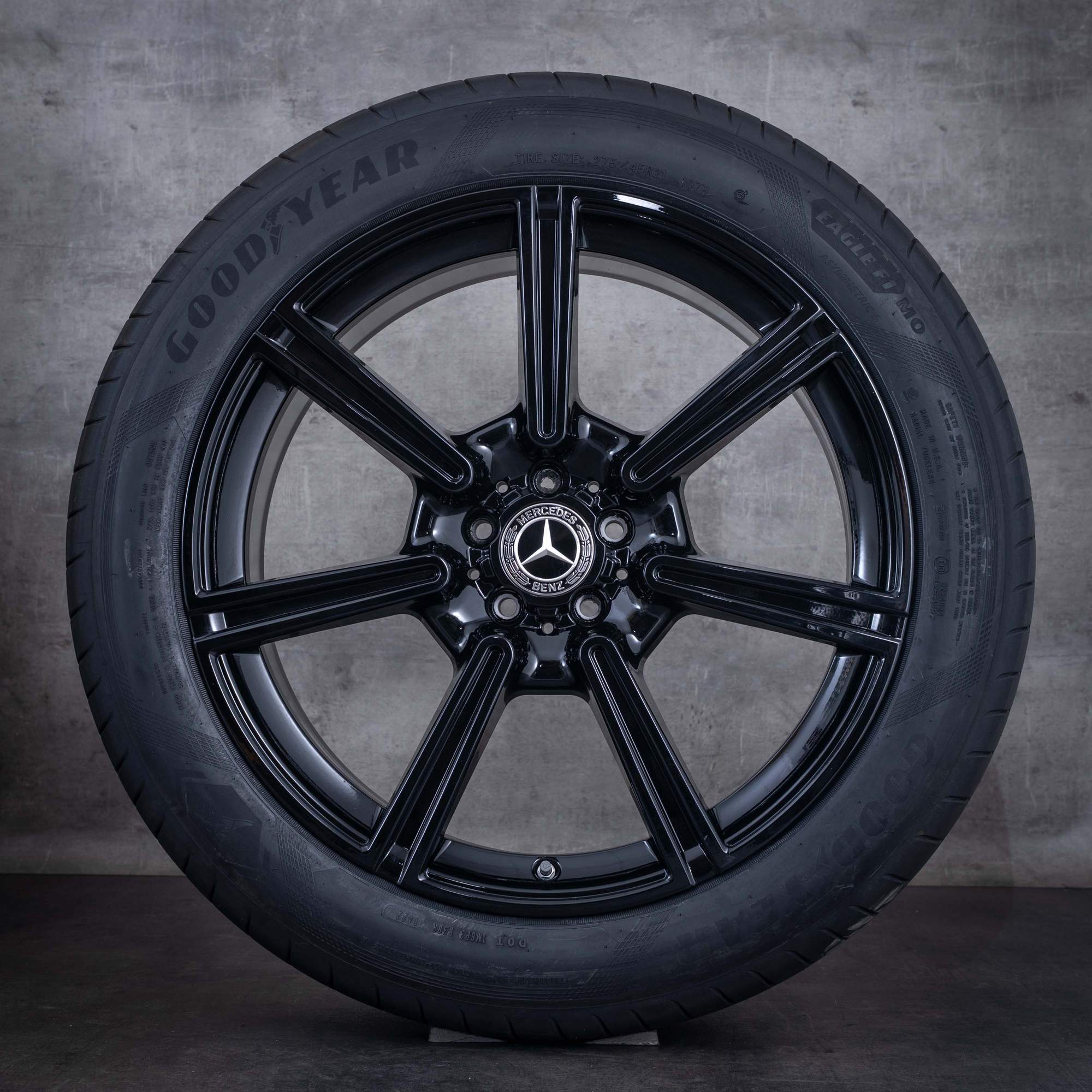 Pneumatiques hiver d'origine Mercedes-Benz EQS 21 pouces X296 SUV A2964010100 noir brillant - roue 3 sur 4