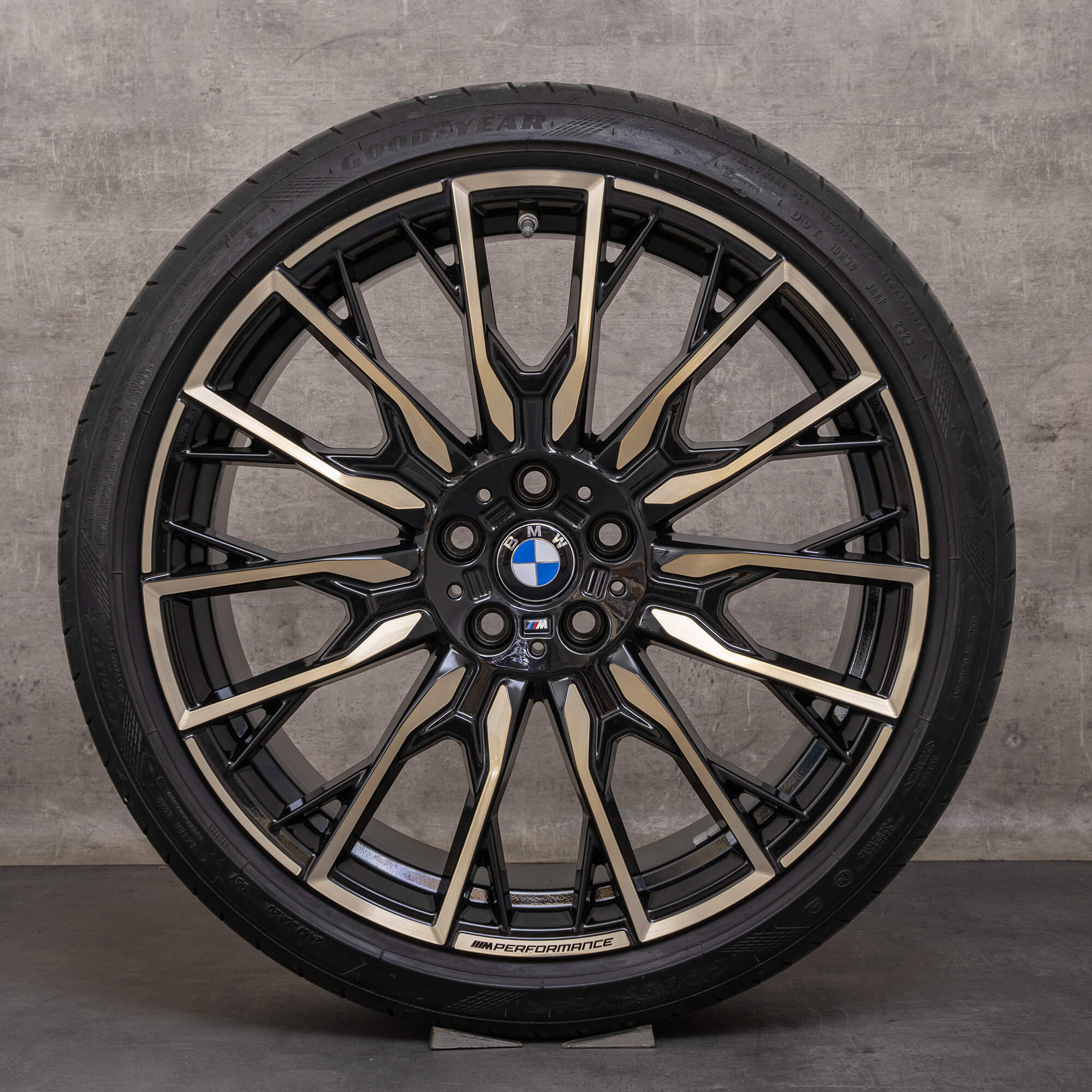Original BMW 4er i4 Felgen 19 Zoll G26 Sommerräder Styling 868 M 6895933 6895934 schwarz glanzgedreht