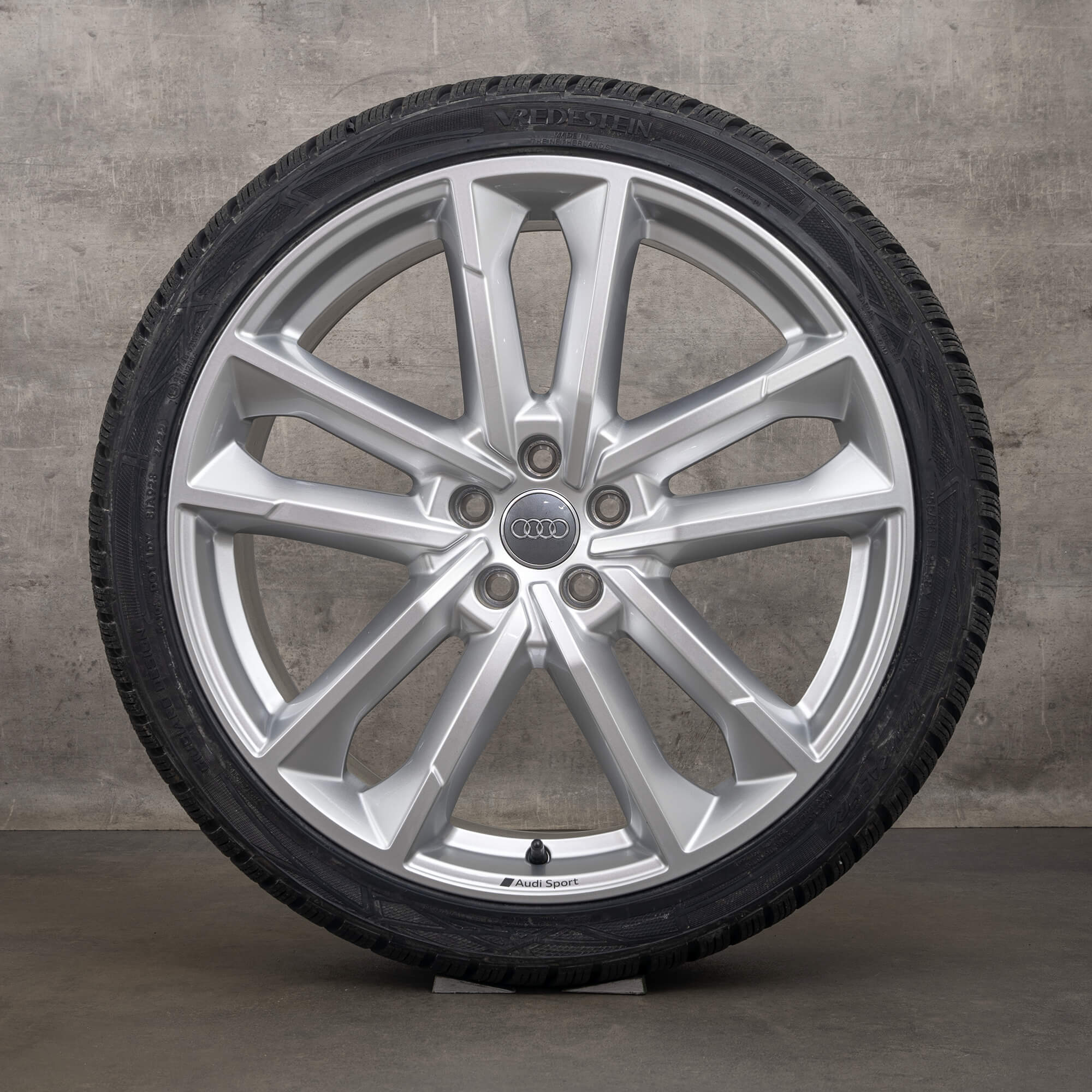 Original Audi A6 S6 4K C8 21 Zoll Felgen Winterreifen 4K0601025AE silber 5 Doppelarm Sport Design