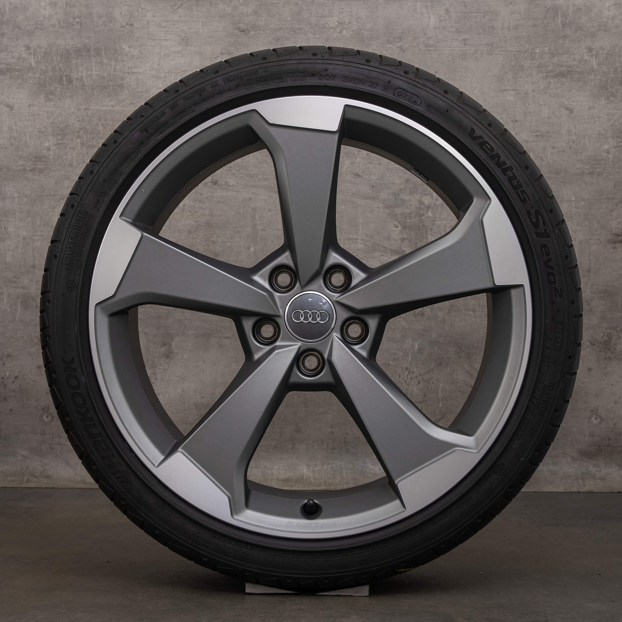 Original Audi A4 S4 Felgen 19 Zoll B9 8W Sommerreifen Rotor 8W0601025CG Sommerräder
