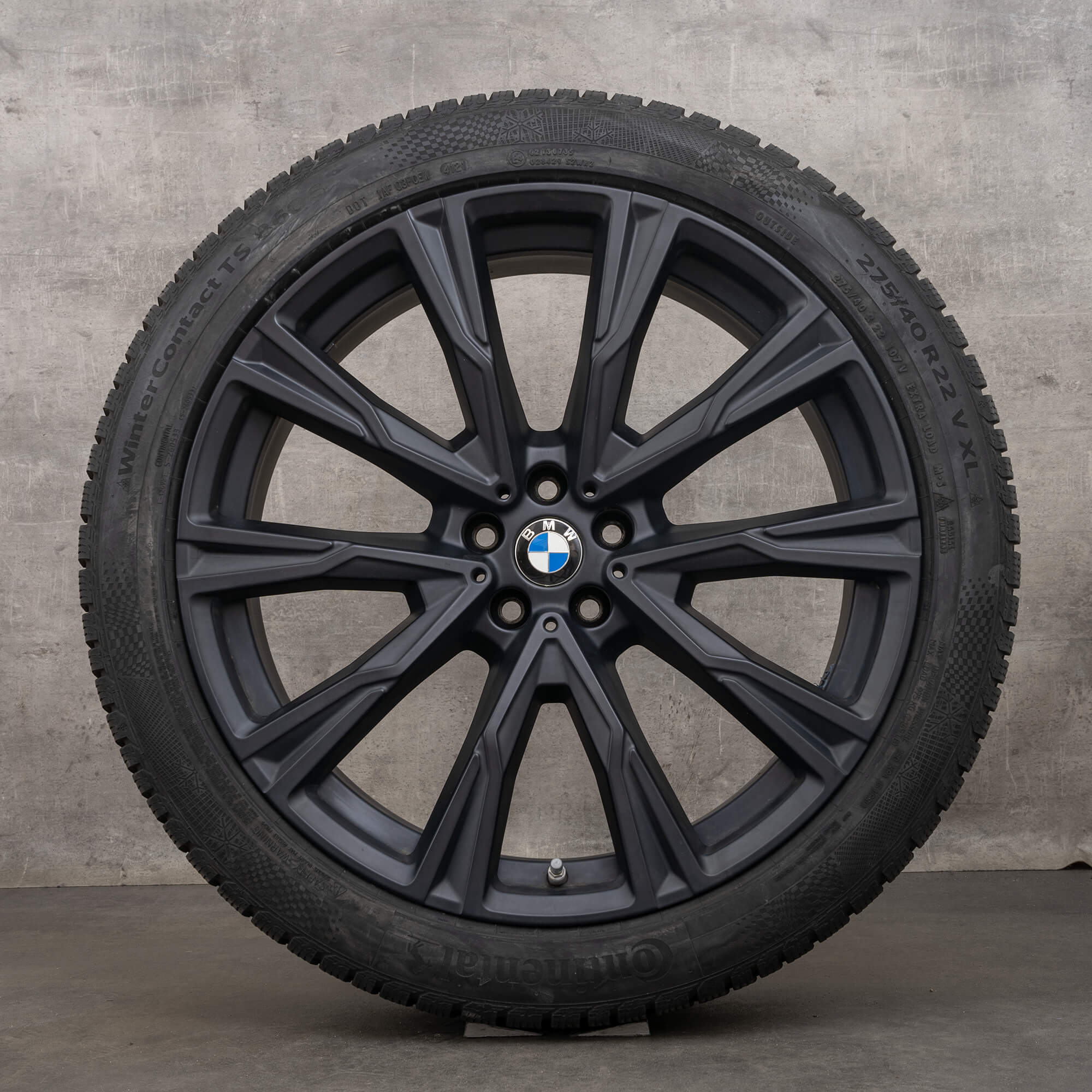 BMW X7 G07 winter wheels 22 inch rims tires 8074222 8090109