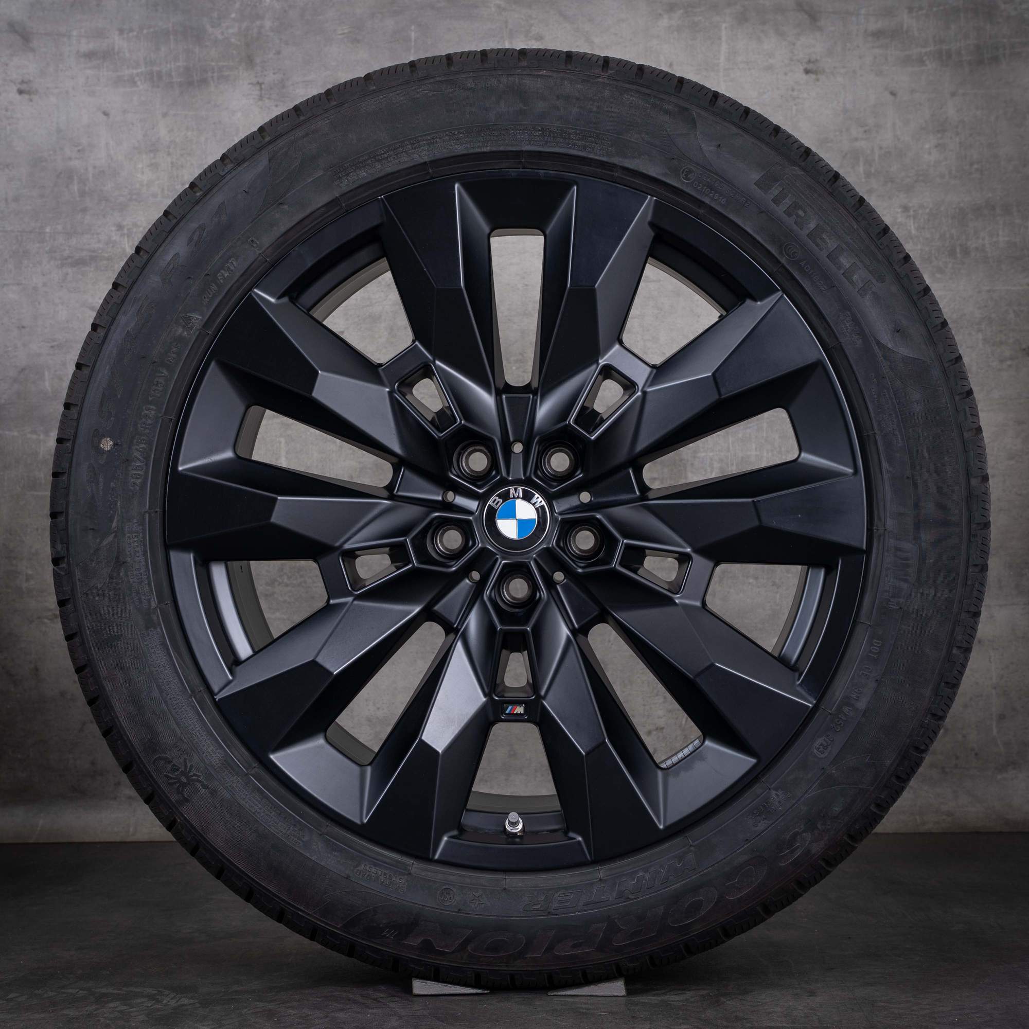 Originele BMW XM winterbanden op velg 21 inch G09 velgen Styling 917 M 5A6DE91 matzwart