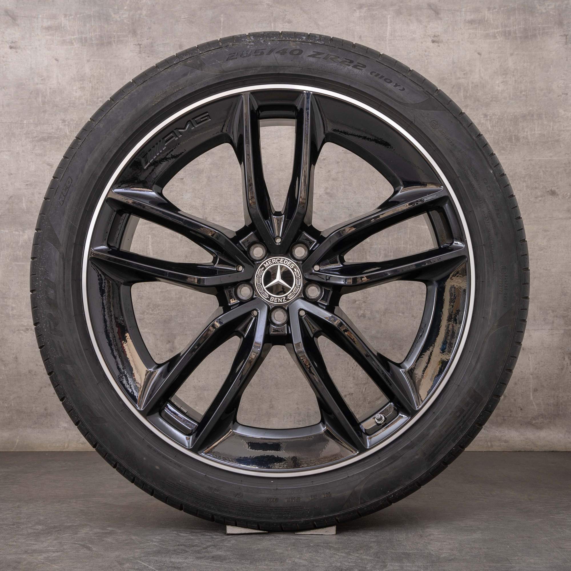 Alkuperäinen Mercedes Benz GLE 22 tuuman kesäpyörä AMG vanteet A1674013600 A1674013700 5-twin-spoke rengas musta kiillotettu