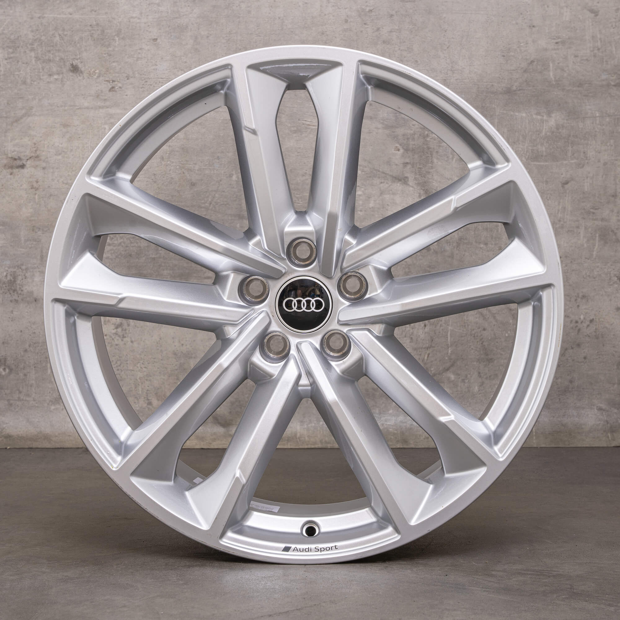 Genuine Audi A7 S7 cerchi 20 pollici C8 4K8601025M argento NUOVO