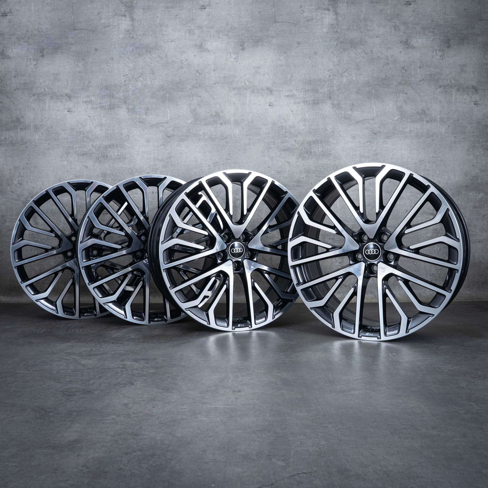 Oryginalne felgi Audi Q5 SQ5 21 cali FY GU Sportback 8MA601025L granit polerowany