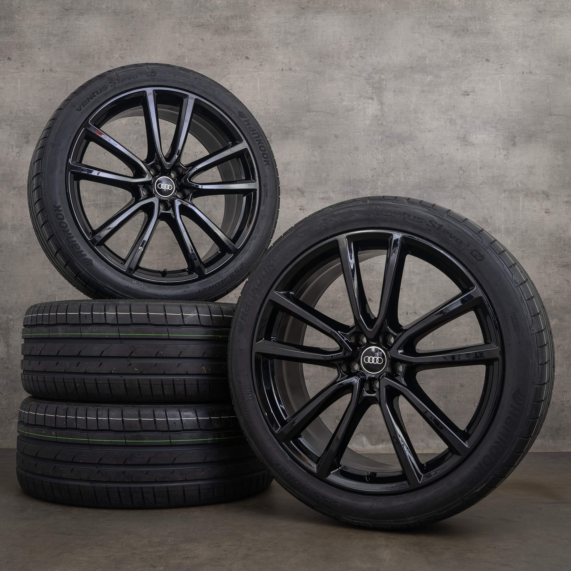 Originale Audi Q5 SQ5 FY 21-tommers felger vinterdekk Avius 80A601025BG svart høyglans