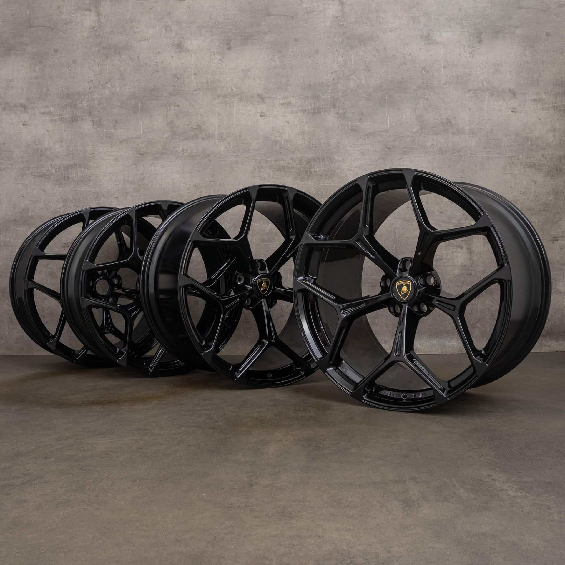 OEM Lamborghini Revuelto 21 22 inch rims 47B601017 black