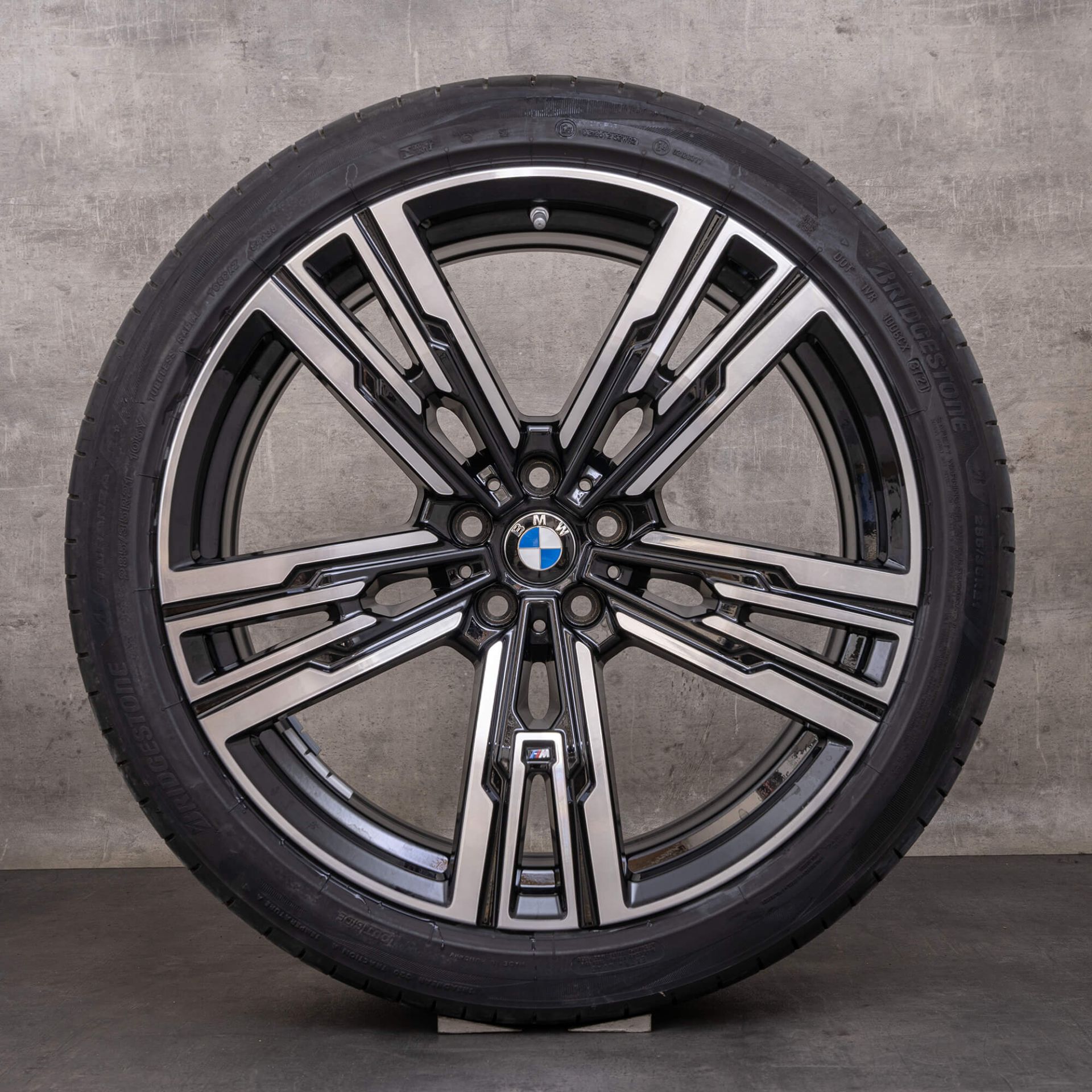 Original BMW 7-serie i7 fälgar 21 tum G70 sommarhjul styling 908 M ...