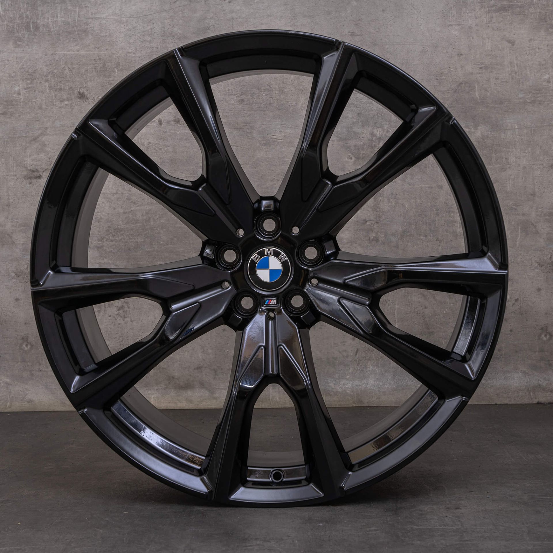 OEM BMW X7 snow tire packages 22 inch G07 Rims Styling 755 M 8074221 ...