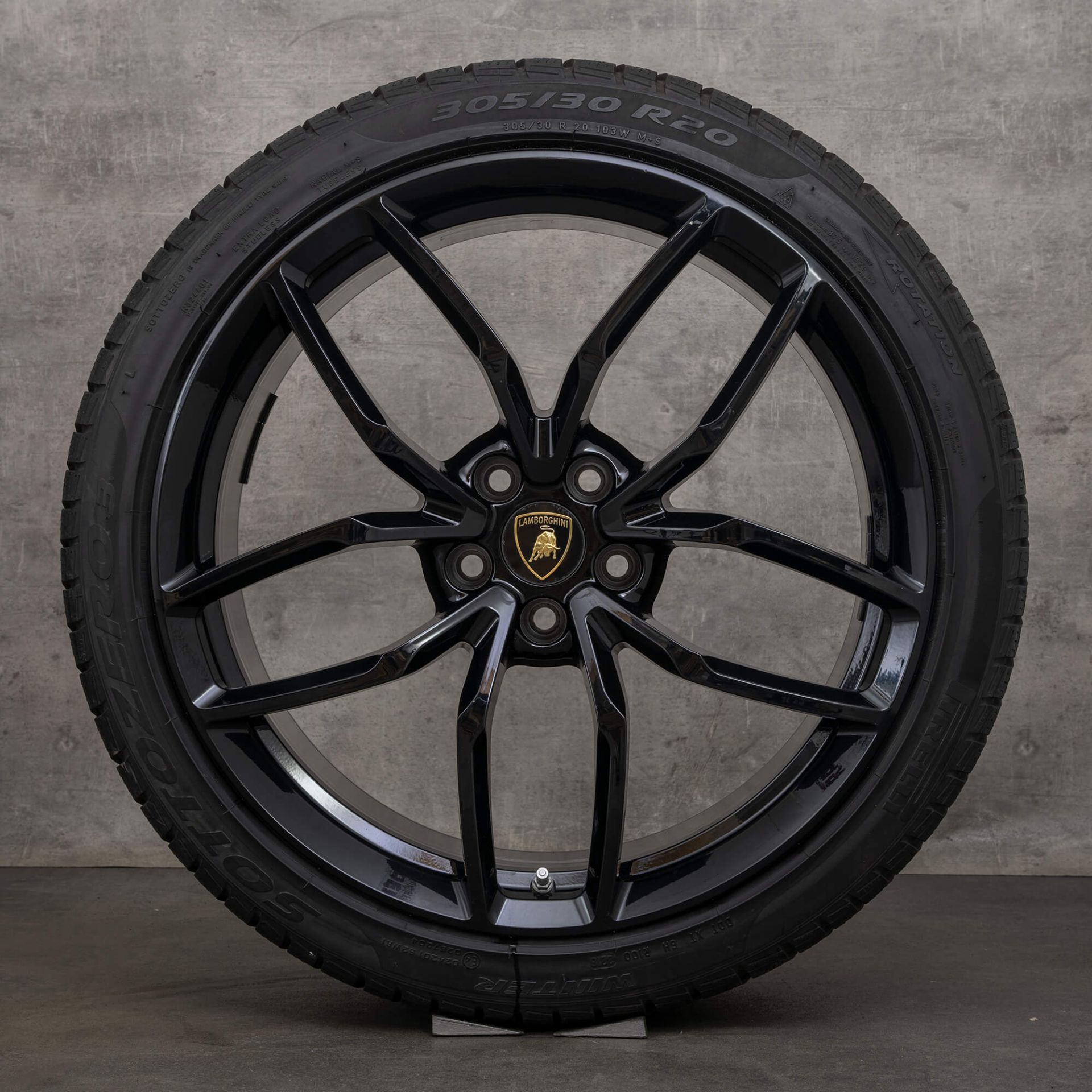 Lamborghini Huracan winter wheels 20 inch rims tires Mimas 6.5 mm